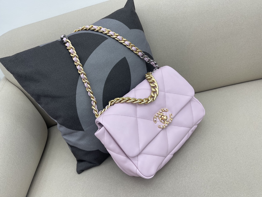 Lambskin 19 Handbag Flap Bag AS1160 Light Purple